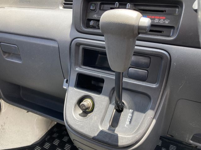 Daihatsu HIJET VAN 2007-03 5779-18