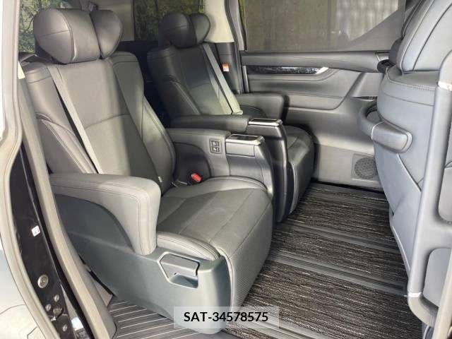 Toyota ALPHARD 2023-04 395513-9