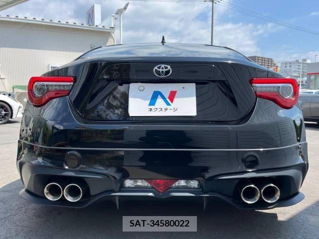 Toyota 86 2017-07 355221-14