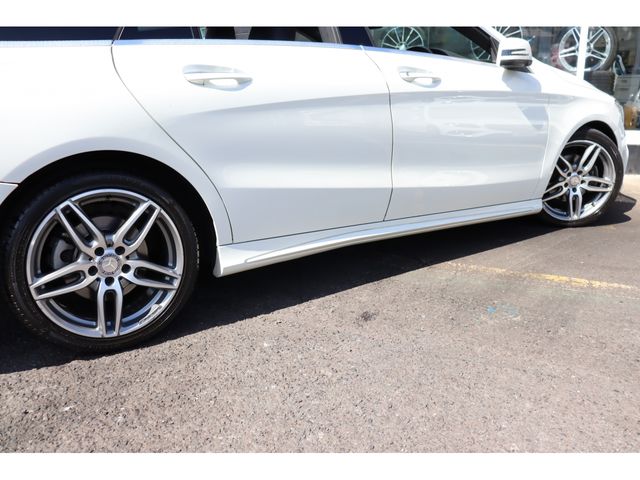 Mercedes Benz CLA-CLASS 2017-01 9516-23