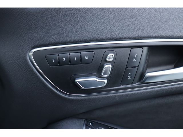 Mercedes Benz CLA-CLASS 2017-01 9516-8