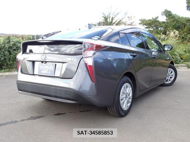 Toyota PRIUS 2018-08 201828-2