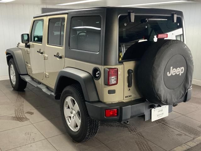 Jeep WRANGLER 2018-04 16175-2