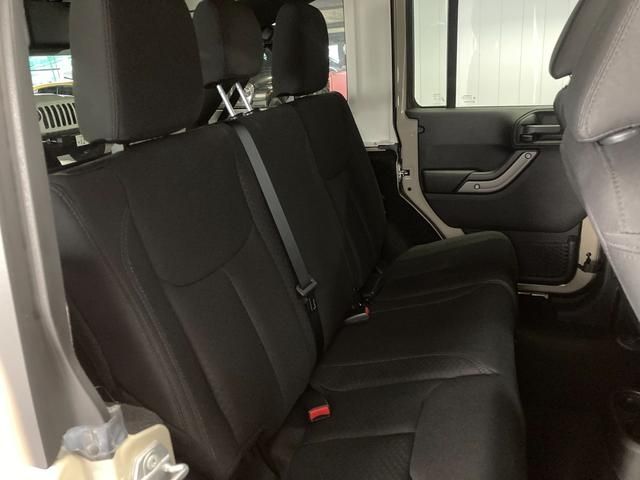 Jeep WRANGLER 2018-04 16175-14