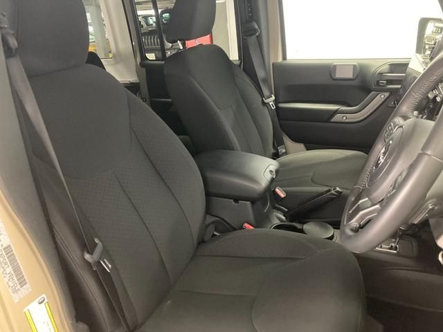 Jeep WRANGLER 2018-04 16175-13