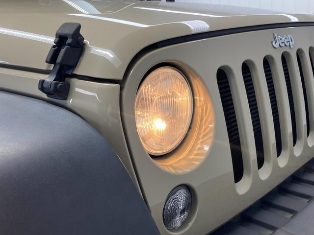 Jeep WRANGLER 2018-04 16175-7