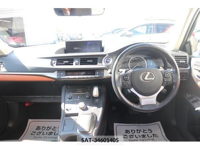 Lexus CT 2017-09 211112-16