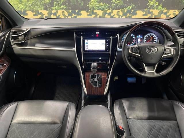 Toyota HARRIER 2017-04 181805-1