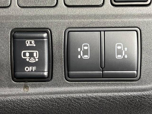 Nissan SERENA 2021-08 17001-6