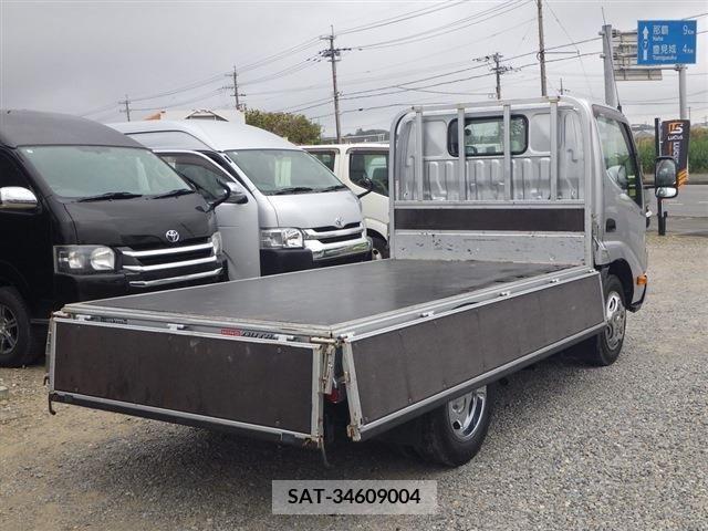 Hino DUTRO 2018-11 267769-11