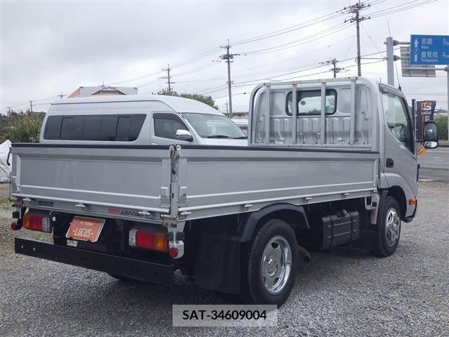 Hino DUTRO 2018-11 267769-4
