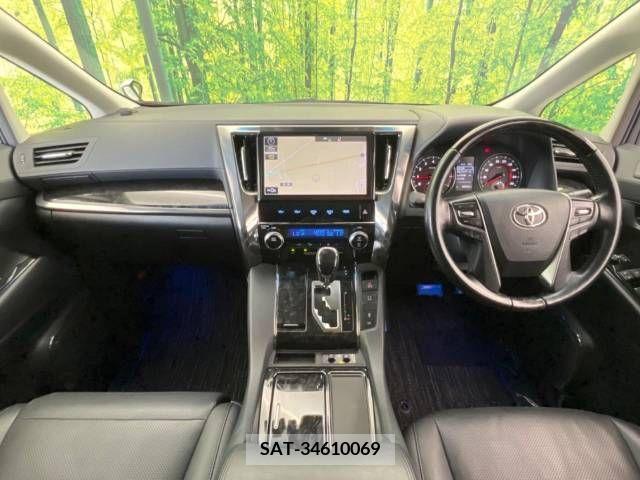 Toyota ALPHARD 2018-08 355590-1