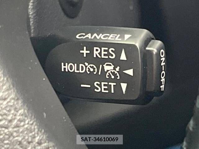 Toyota ALPHARD 2018-08 355590-5