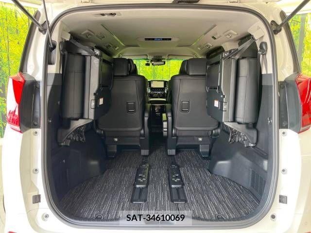 Toyota ALPHARD 2018-08 355590-11