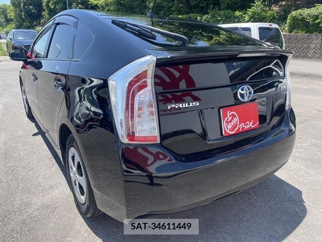 Toyota PRIUS 2012-05 322106-6