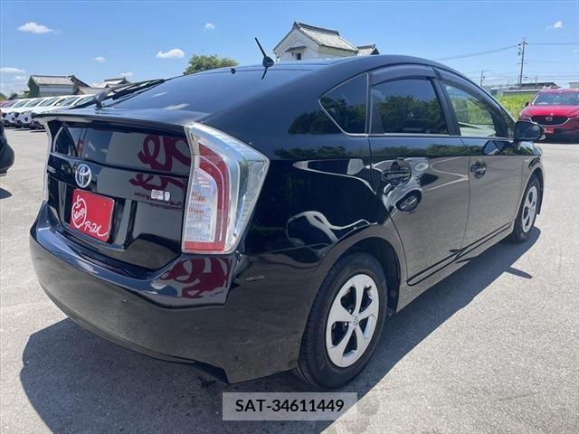 Toyota PRIUS 2012-05 322106-4