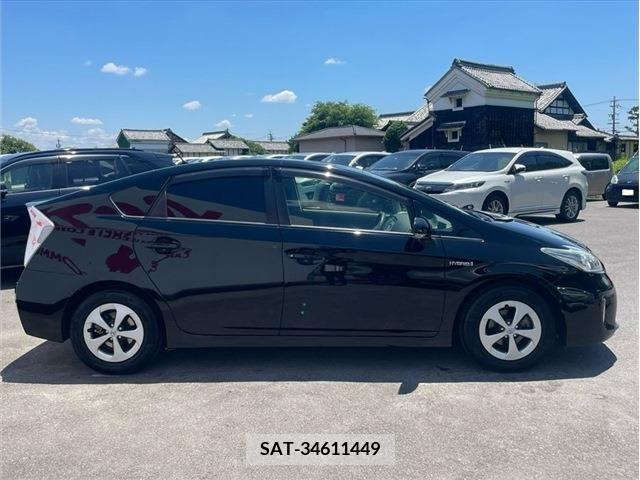 Toyota PRIUS 2012-05 322106-3
