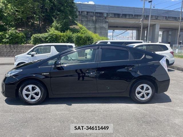 Toyota PRIUS 2012-05 322106-7
