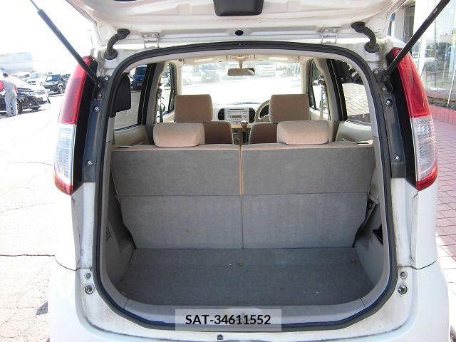 Nissan MOCO 2006-03 388673-17