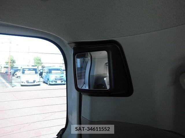 Nissan MOCO 2006-03 388673-24