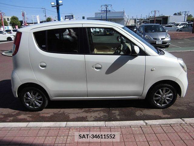 Nissan MOCO 2006-03 388673-13