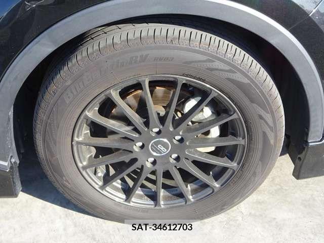 Toyota C-HR 2019-06 213163-13