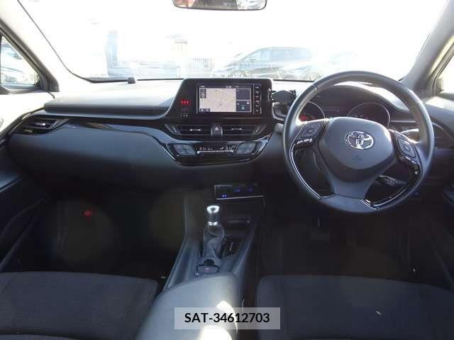 Toyota C-HR 2019-06 213163-1