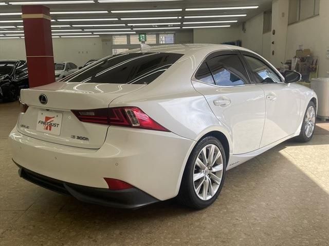 Lexus IS 2014-10 20757-4