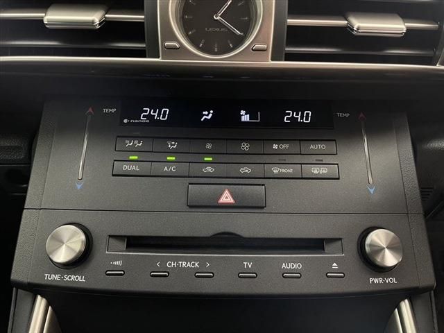 Lexus IS 2014-10 20757-28