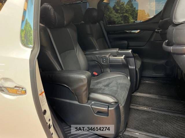 Toyota VELLFIRE 2018-01 332899-9