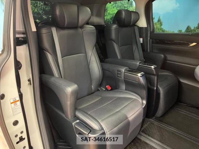Toyota VELLFIRE 2018-10 218609-12