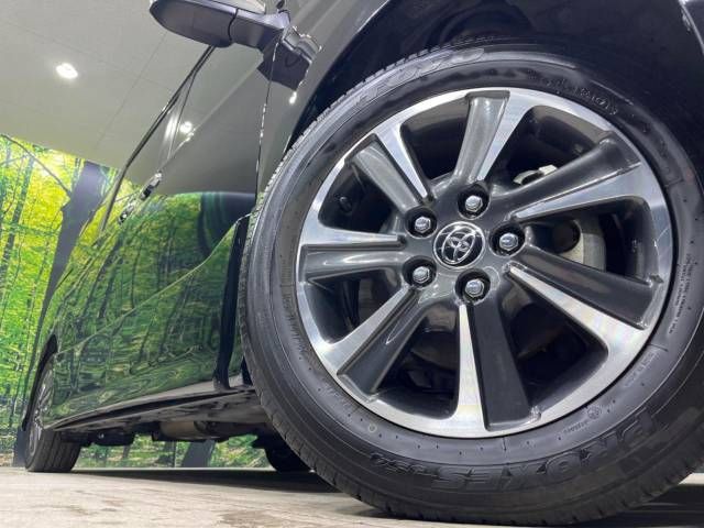 Toyota VOXY 2021-06 181414-14