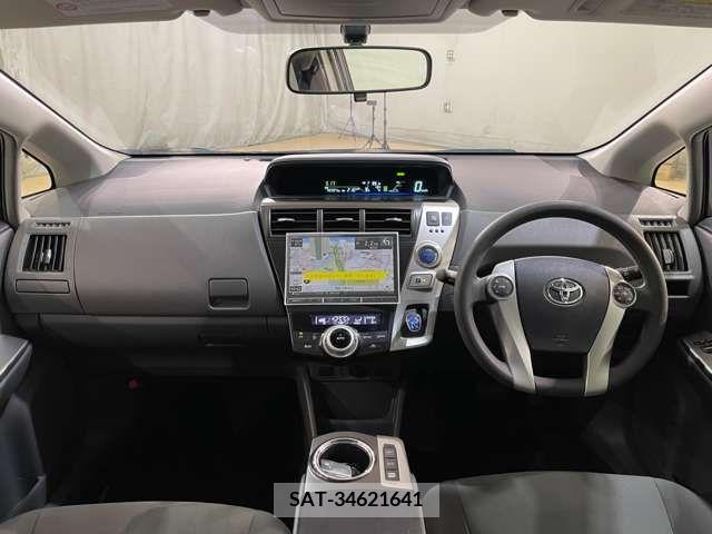 Toyota PRIUS ALPHA 2012-12 224782-17