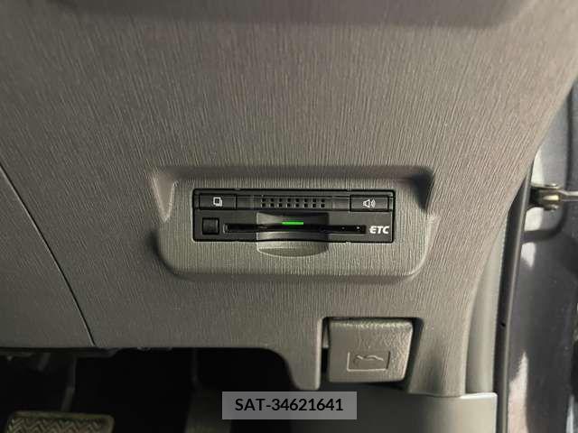 Toyota PRIUS ALPHA 2012-12 224782-16