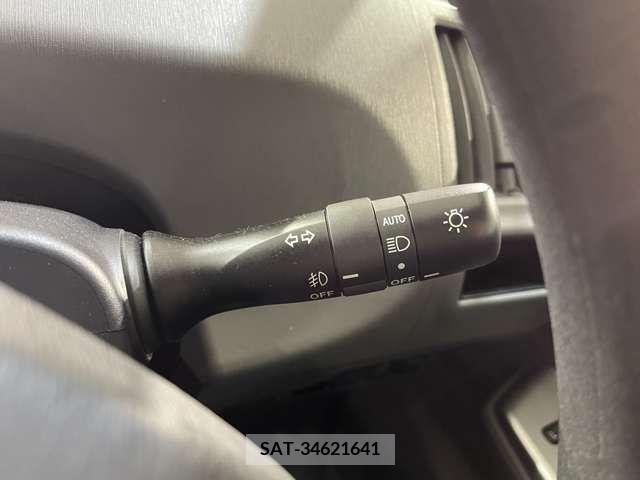 Toyota PRIUS ALPHA 2012-12 224782-15