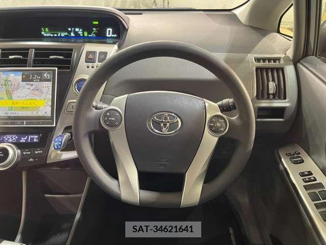 Toyota PRIUS ALPHA 2012-12 224782-13