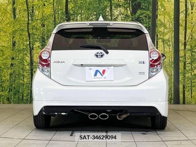 Toyota AQUA 2013-10 356274-15