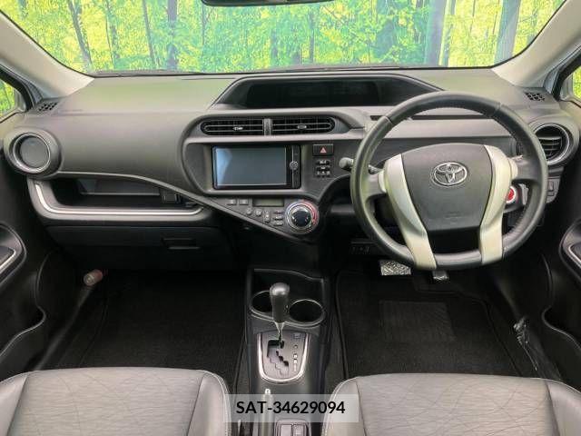 Toyota AQUA 2013-10 356274-1