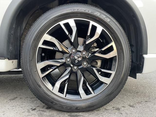 Mitsubishi OUTLANDER PHEV 2015-09 17545-14