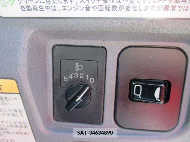 Mitsubishi CANTER 2014-03 263887-11