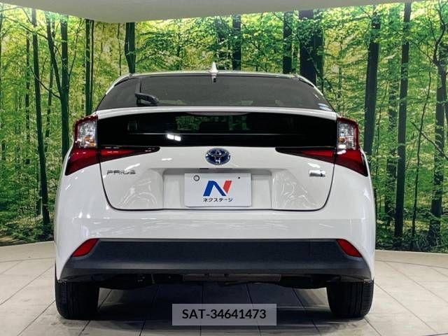 Toyota PRIUS 2019-10 282059-16