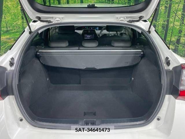 Toyota PRIUS 2019-10 282059-11