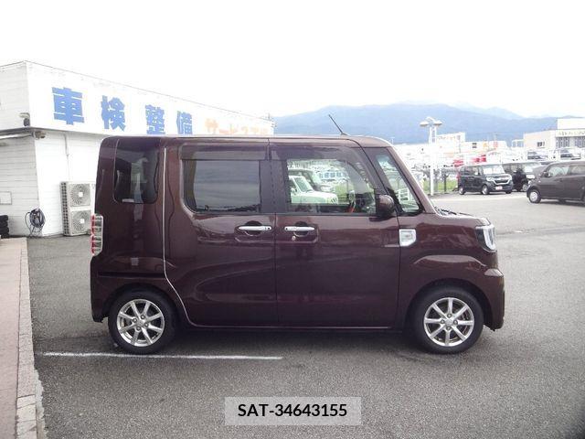 Daihatsu WAKE 2017-04 310586-3