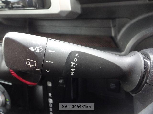 Daihatsu WAKE 2017-04 310586-16