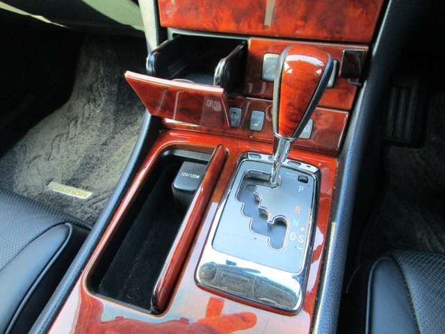 Toyota CELSIOR 2004-02 18212-17