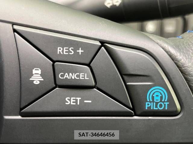 Nissan SERENA 2018-04 332359-7