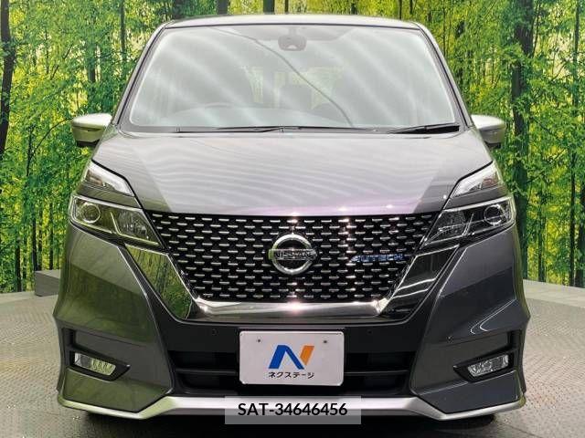 Nissan SERENA 2018-04 332359-15