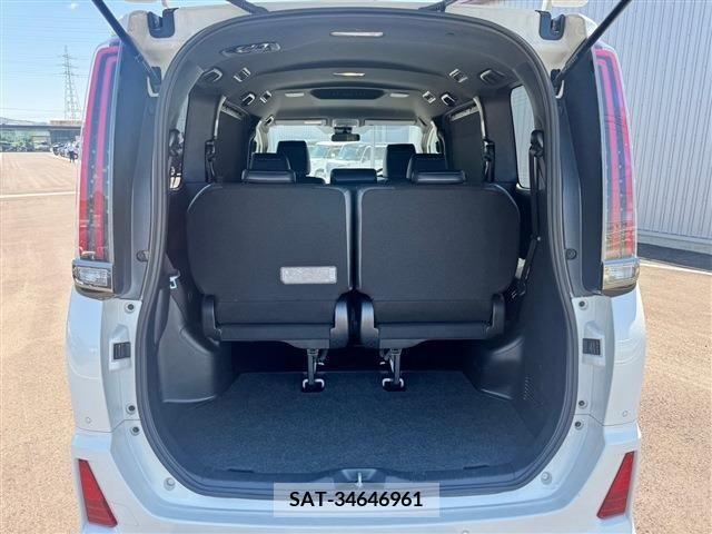 Toyota NOAH 2020-03 279534-13