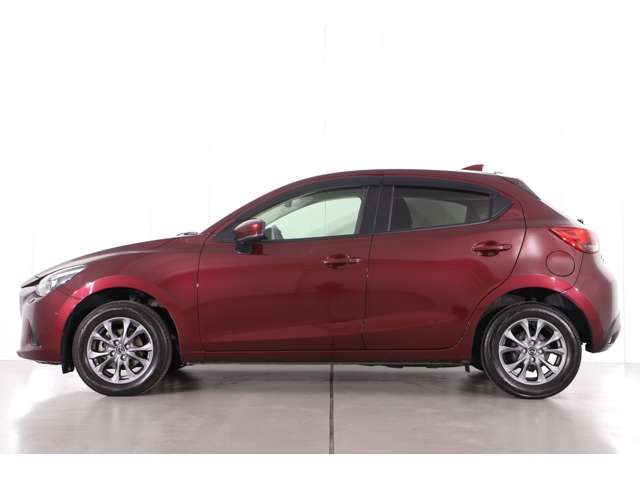 Mazda DEMIO 2017-09 18407-2