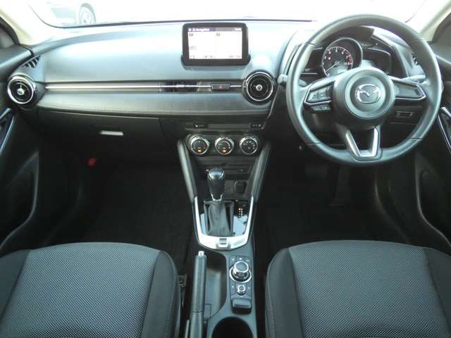 Mazda DEMIO 2017-09 18407-4